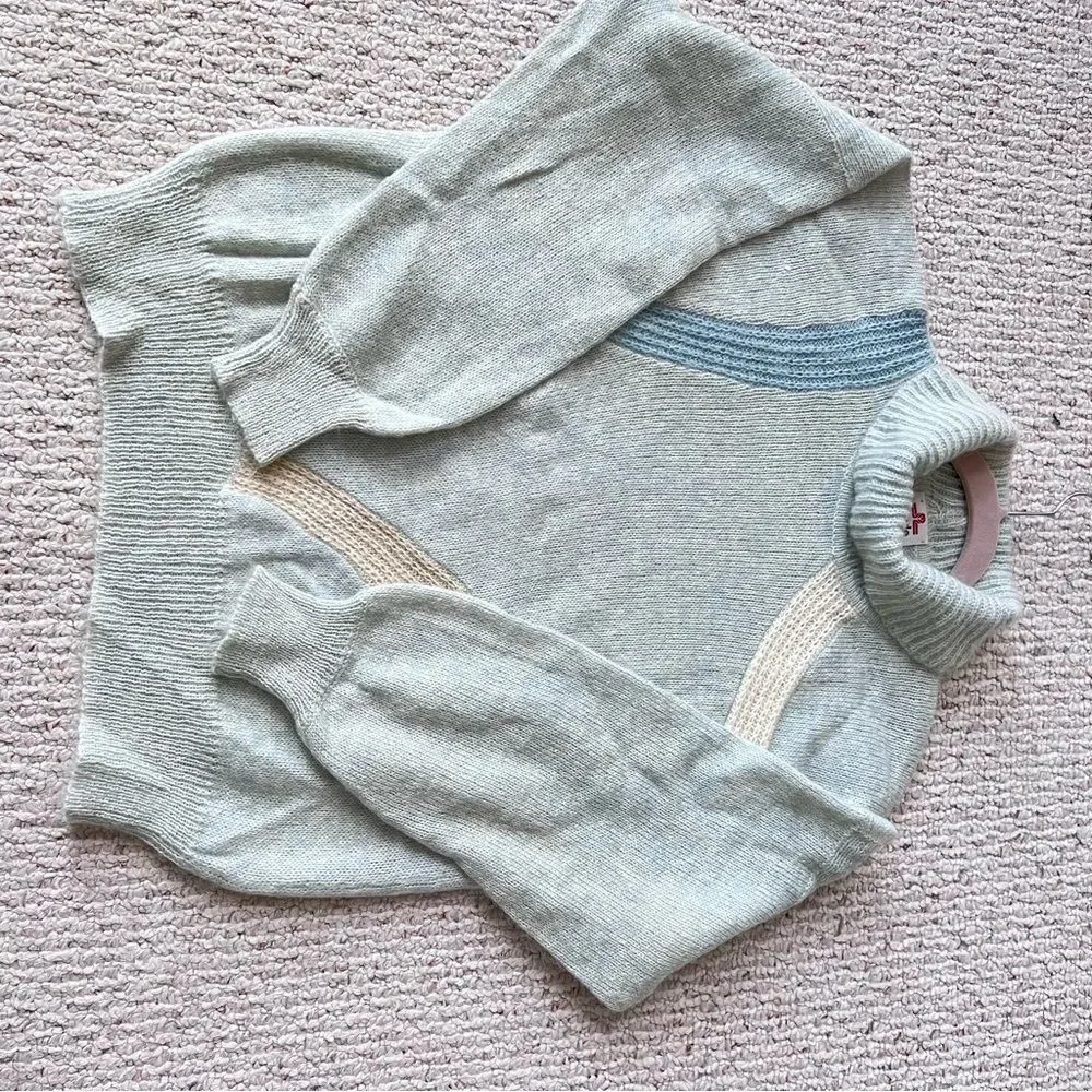 Vintage Mohair Wool Blend Made In Italy Trurtleneck Sweater
